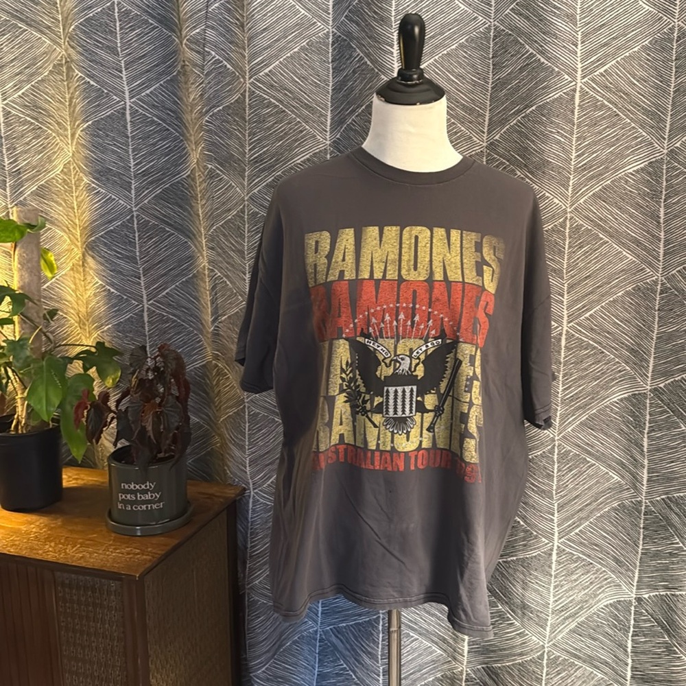 Ramones T shirt